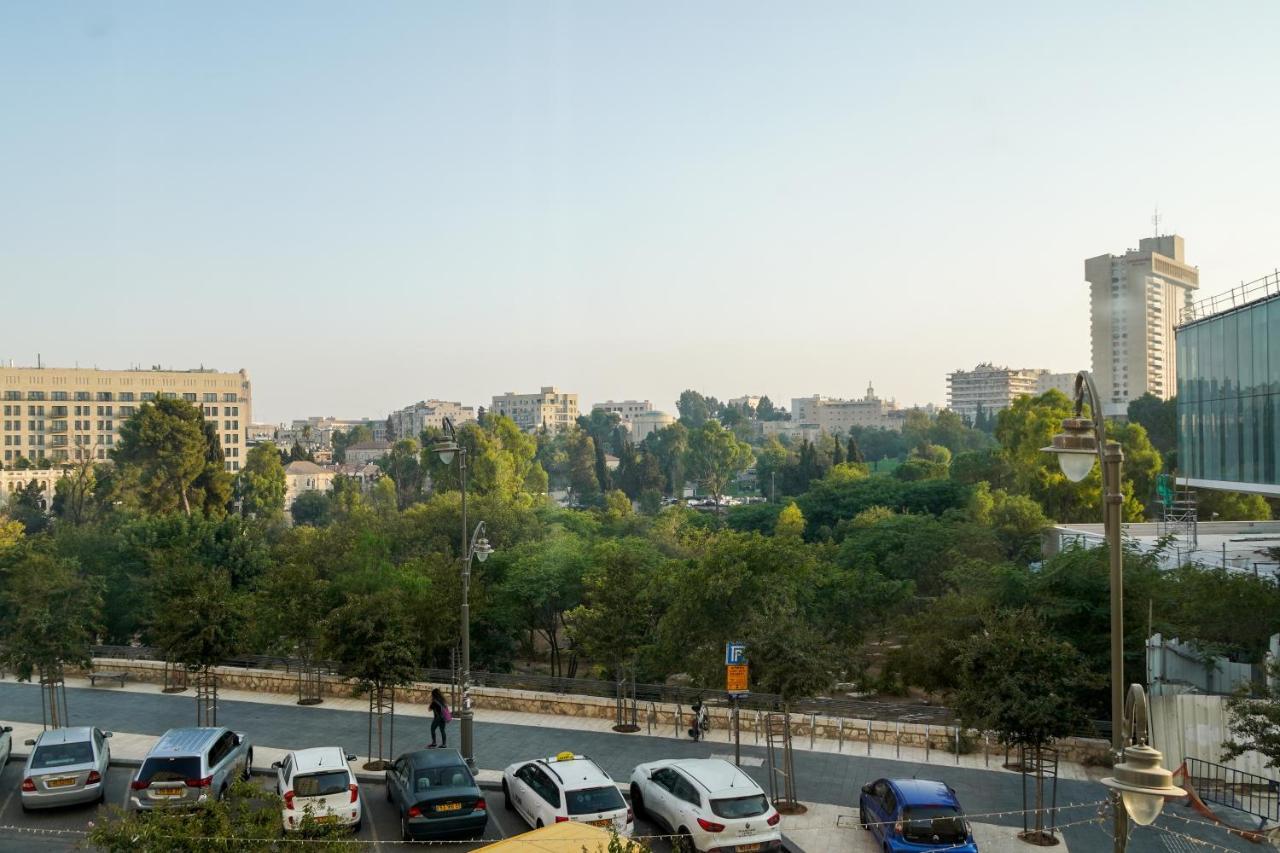 Apartique Hotel Йерусалим Екстериор снимка