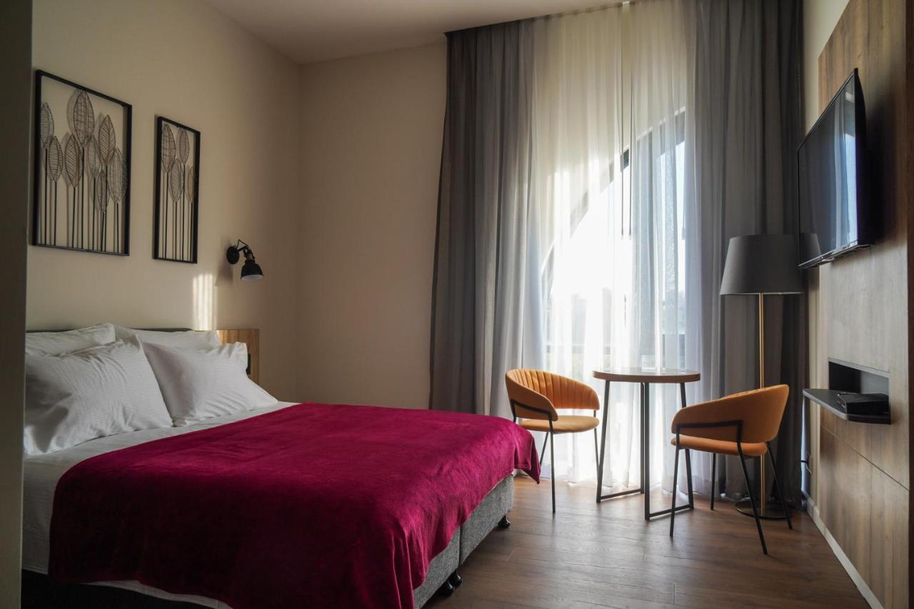 Apartique Hotel Йерусалим Екстериор снимка