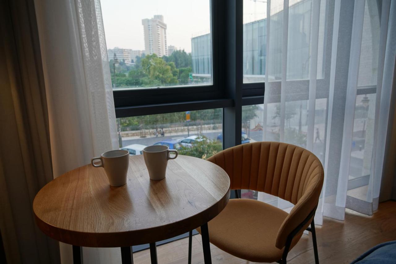 Apartique Hotel Йерусалим Екстериор снимка