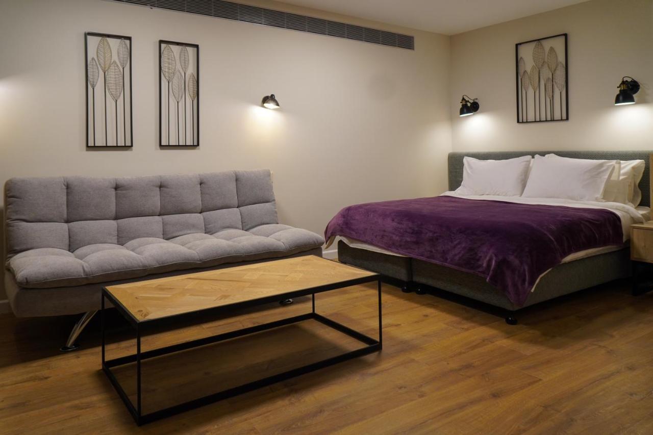 Apartique Hotel Йерусалим Екстериор снимка
