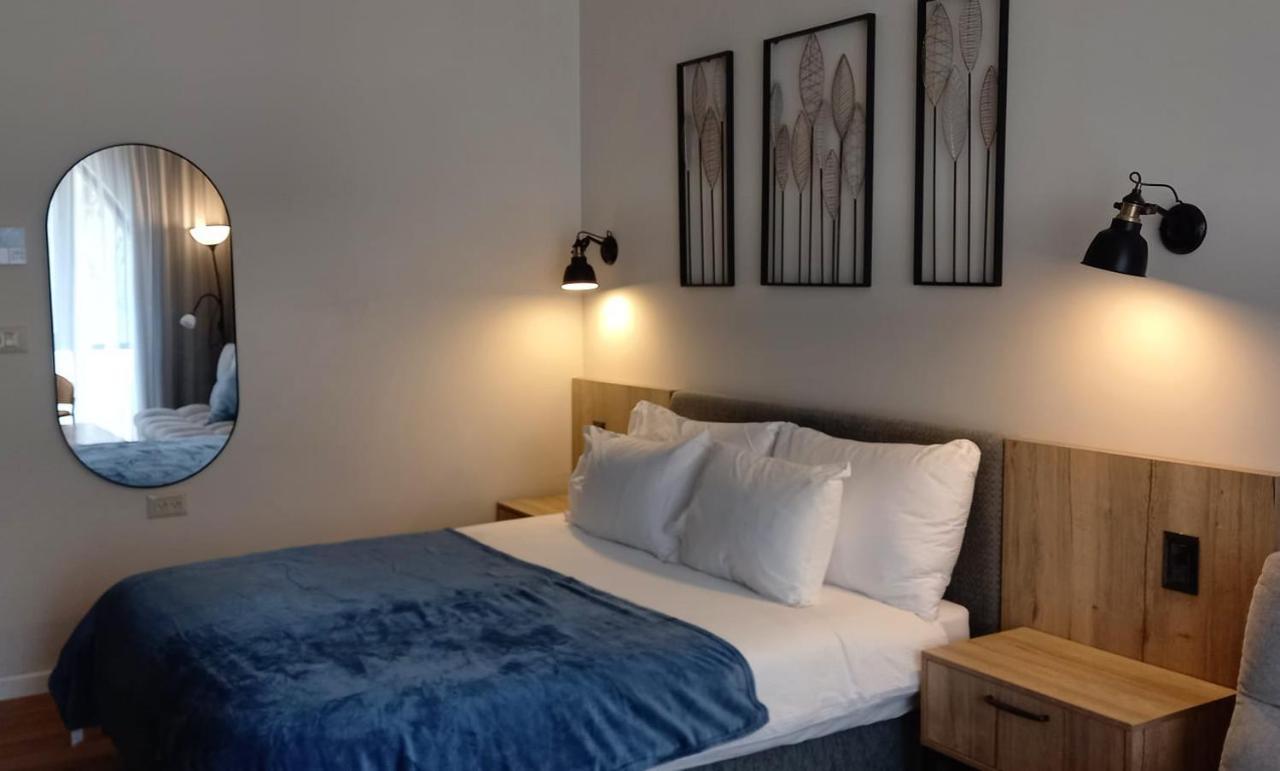 Apartique Hotel Йерусалим Екстериор снимка