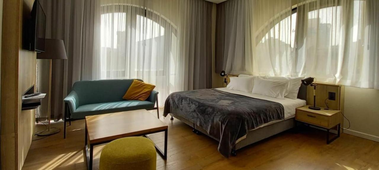 Apartique Hotel Йерусалим Екстериор снимка